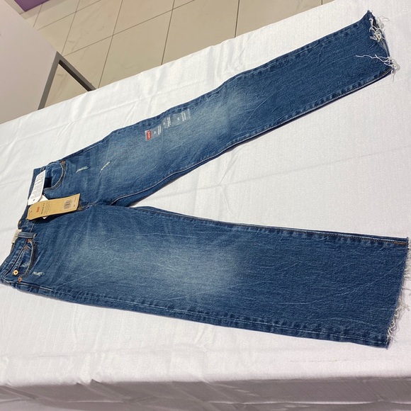 Levi’s Wedgie High Waist Straight Jeans - Picture 7 of 8